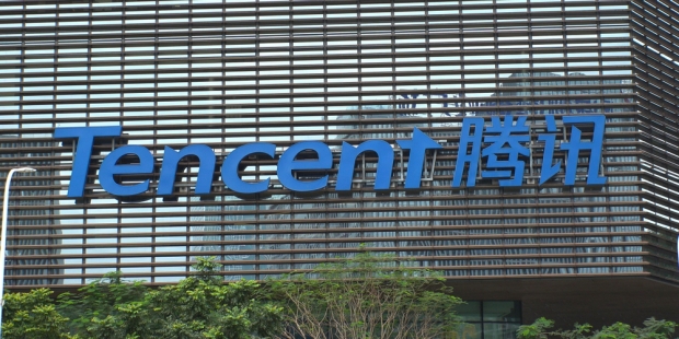 英伟达市值超3.5万亿美元逼近全球第一;库克时隔半年再度访华;腾讯技术奠基人曾宇申请退休