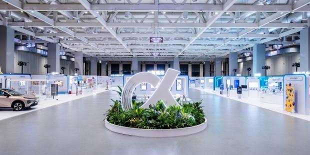 荣耀发布“1×3×N”生态战略,构建完整的AI终端生态图景